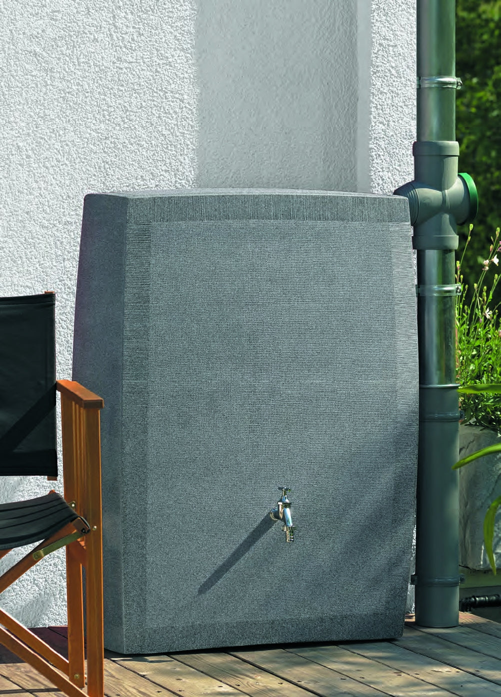 Noblesse 275 Litre Slim Water Butt with Optional Planter