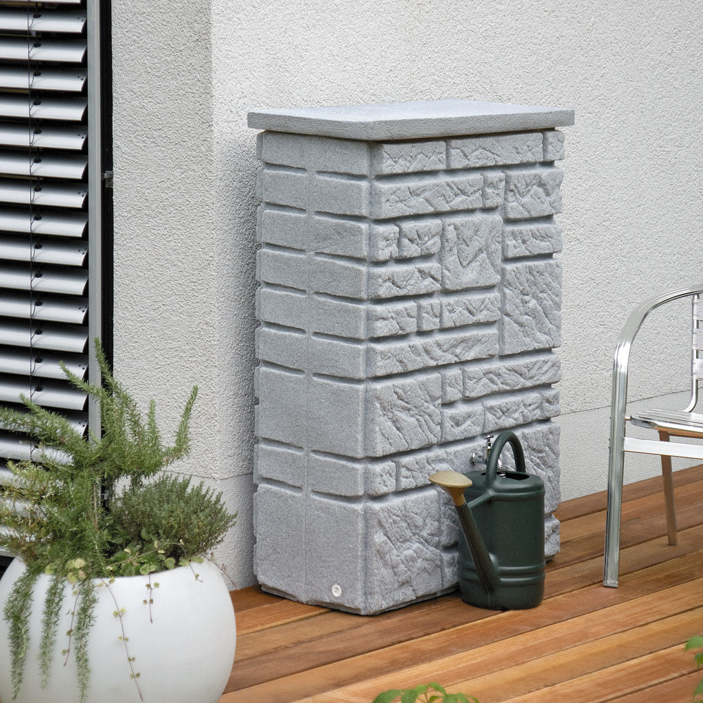 Maurano 300 Litre Water Butt with Optional Planter