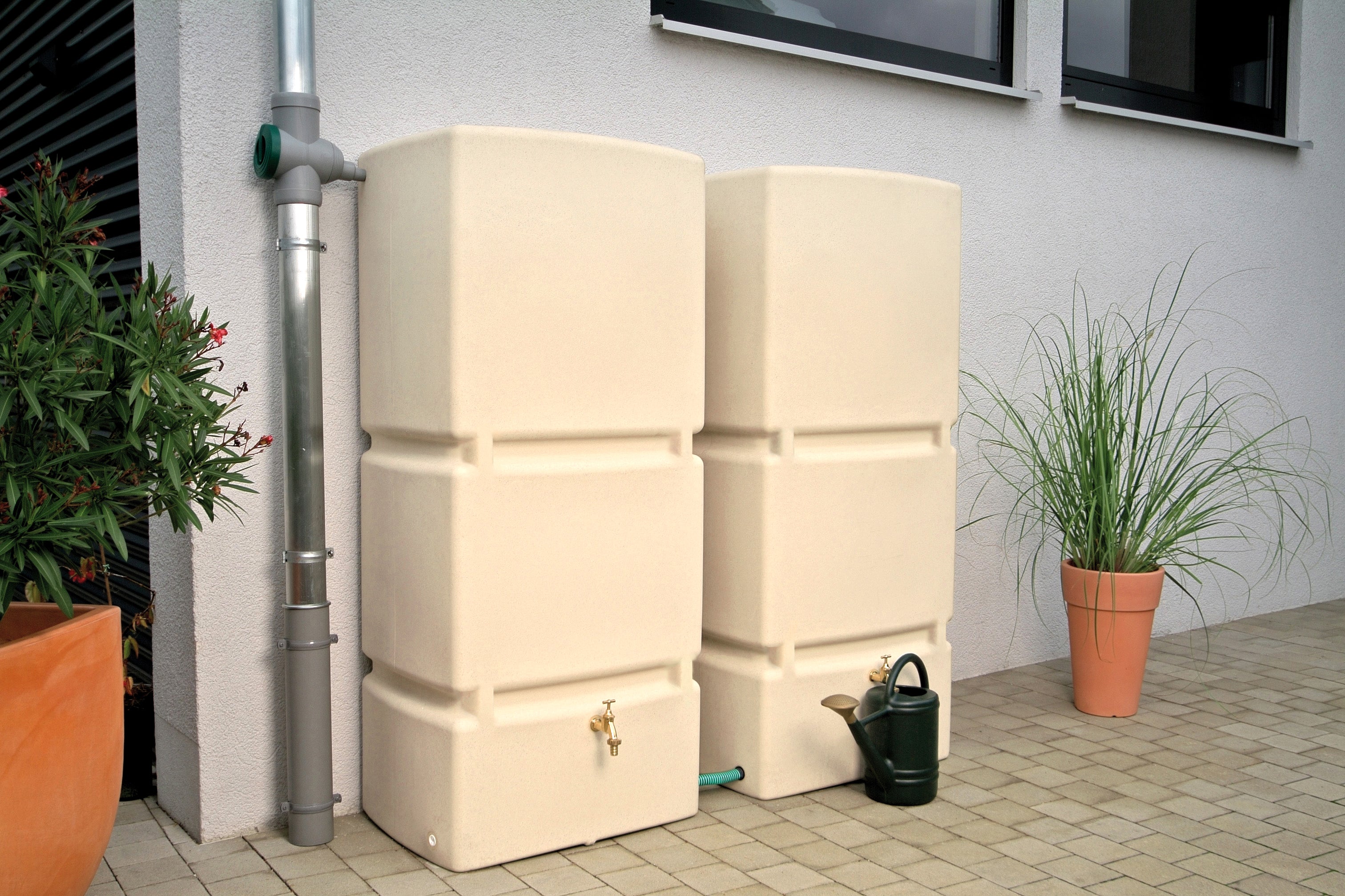 Wall Tank 800 Litres