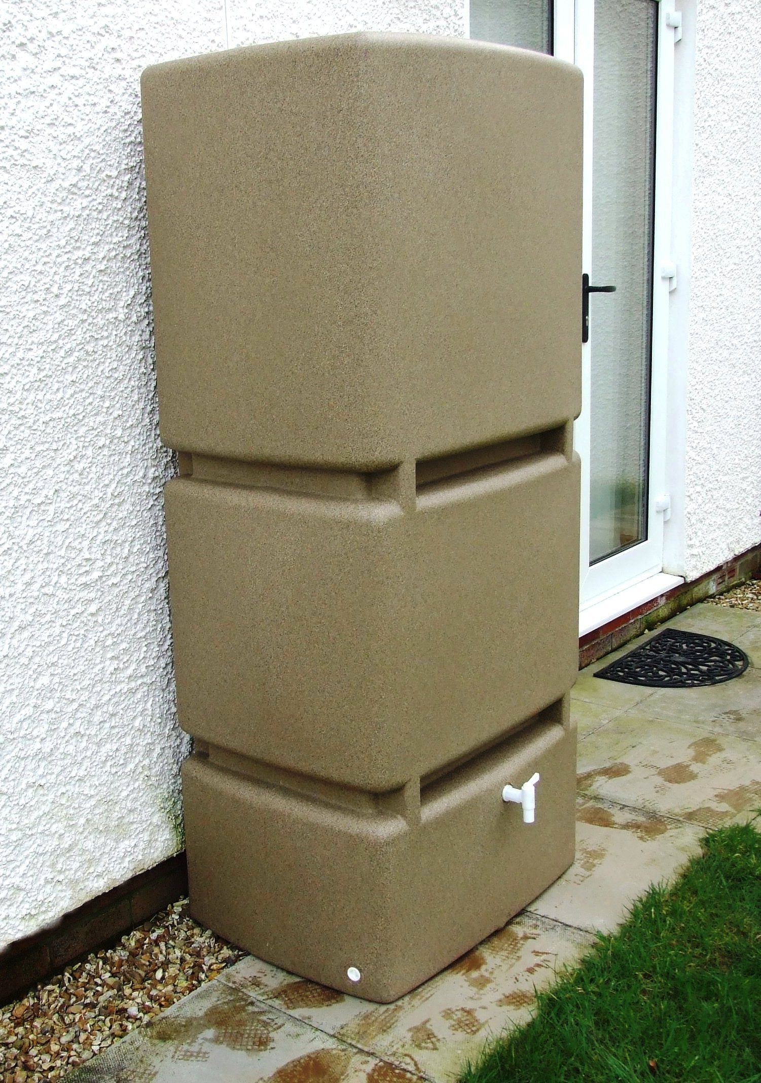 Wall Tank 800 Litres