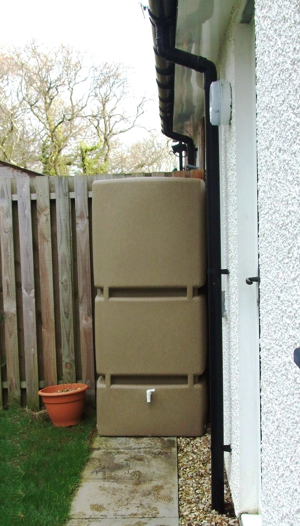 Wall Tank 800 Litres