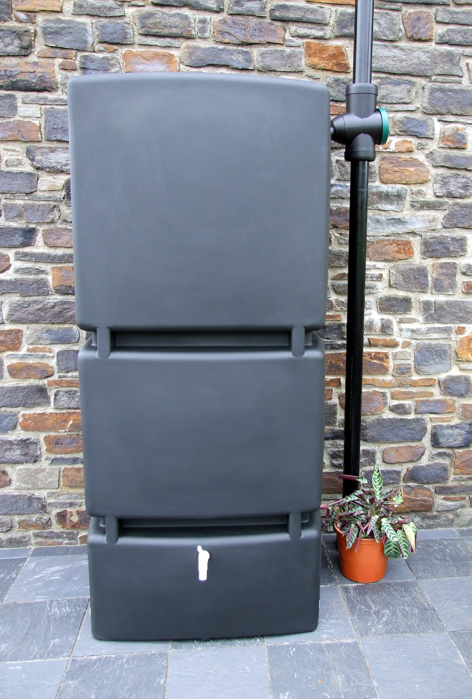 Wall Tank 800 Litres