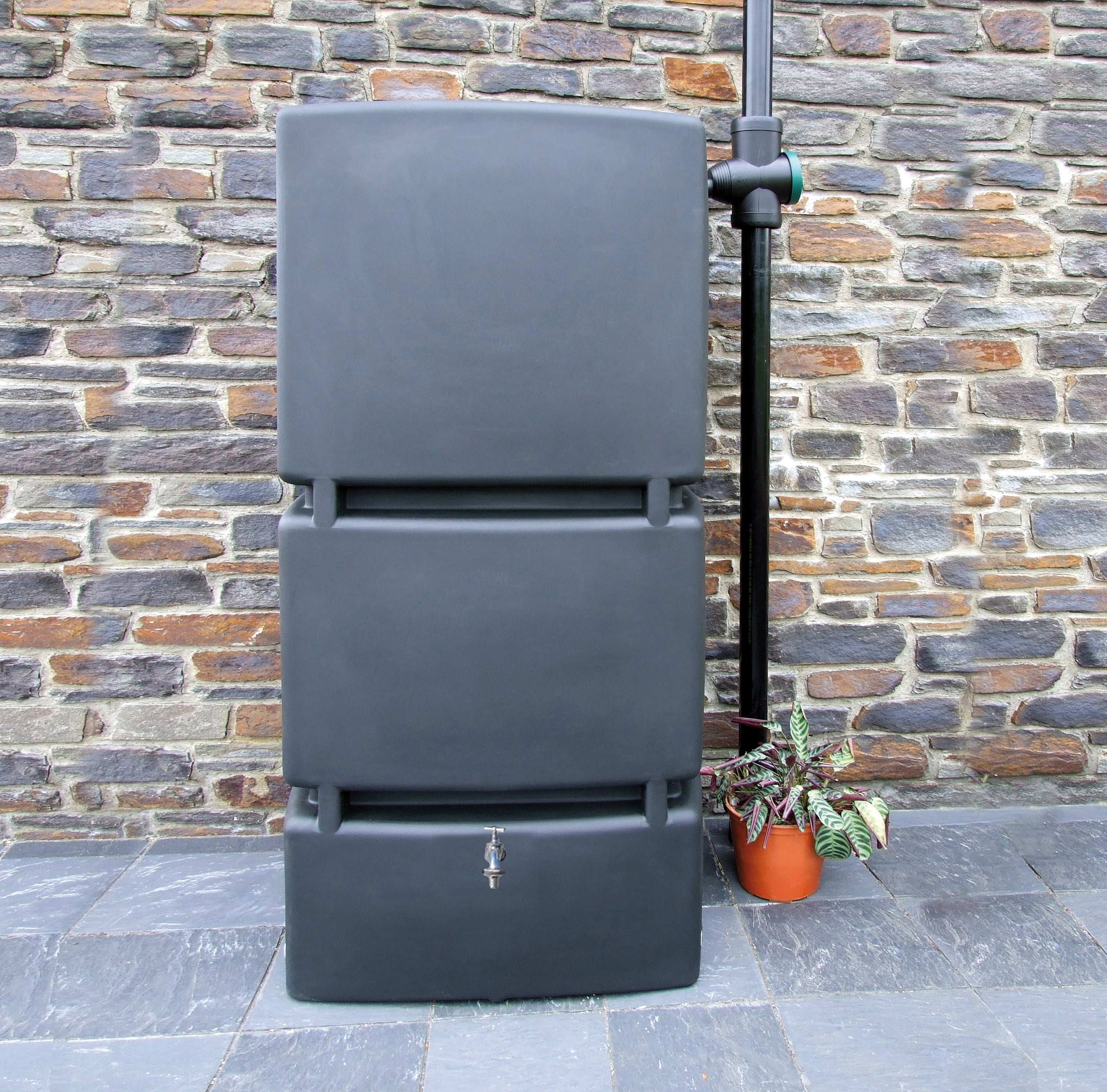 Wall Tank 800 Litres