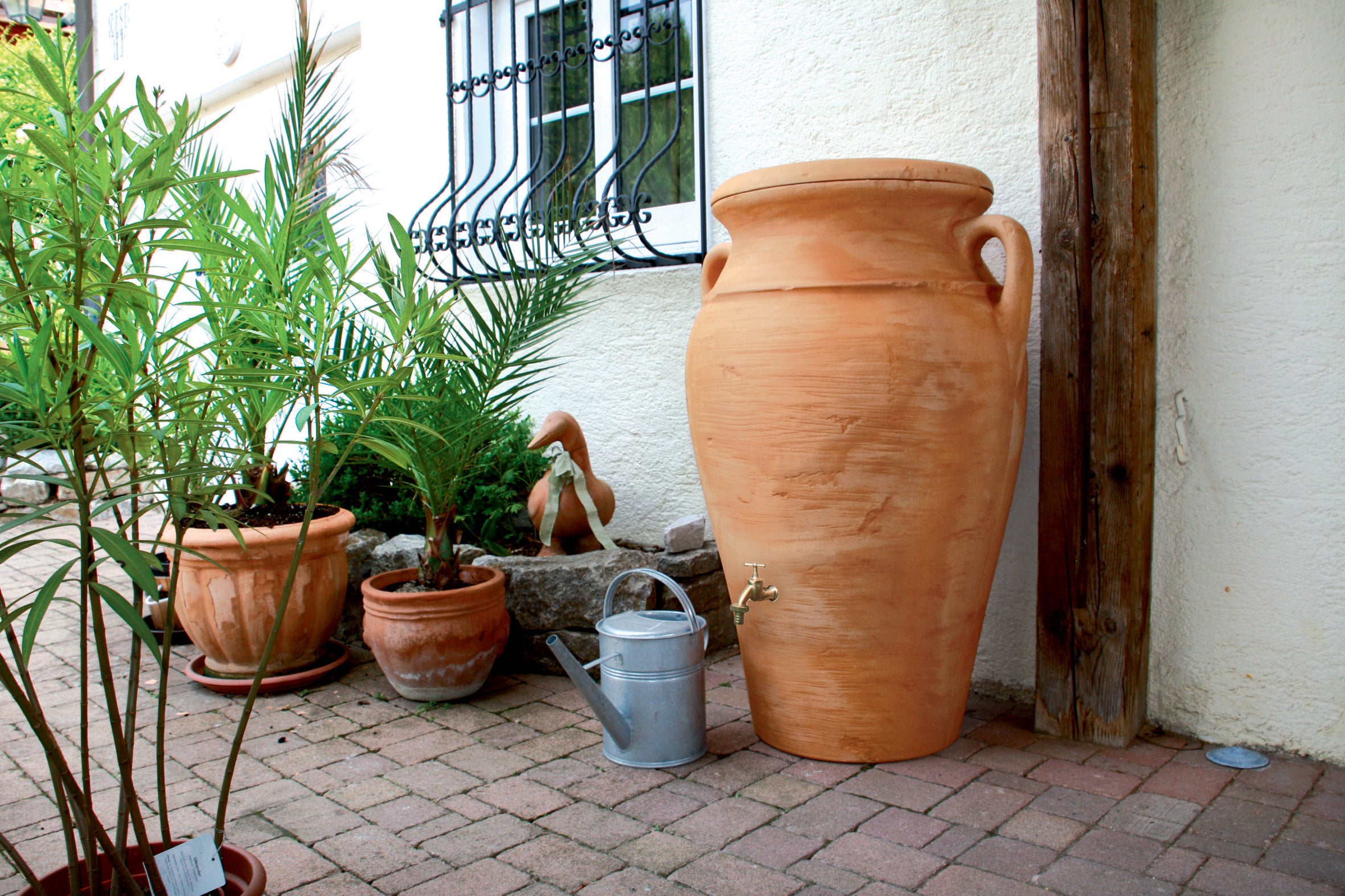 Helena 300 Litre "Amphora" water Butt
