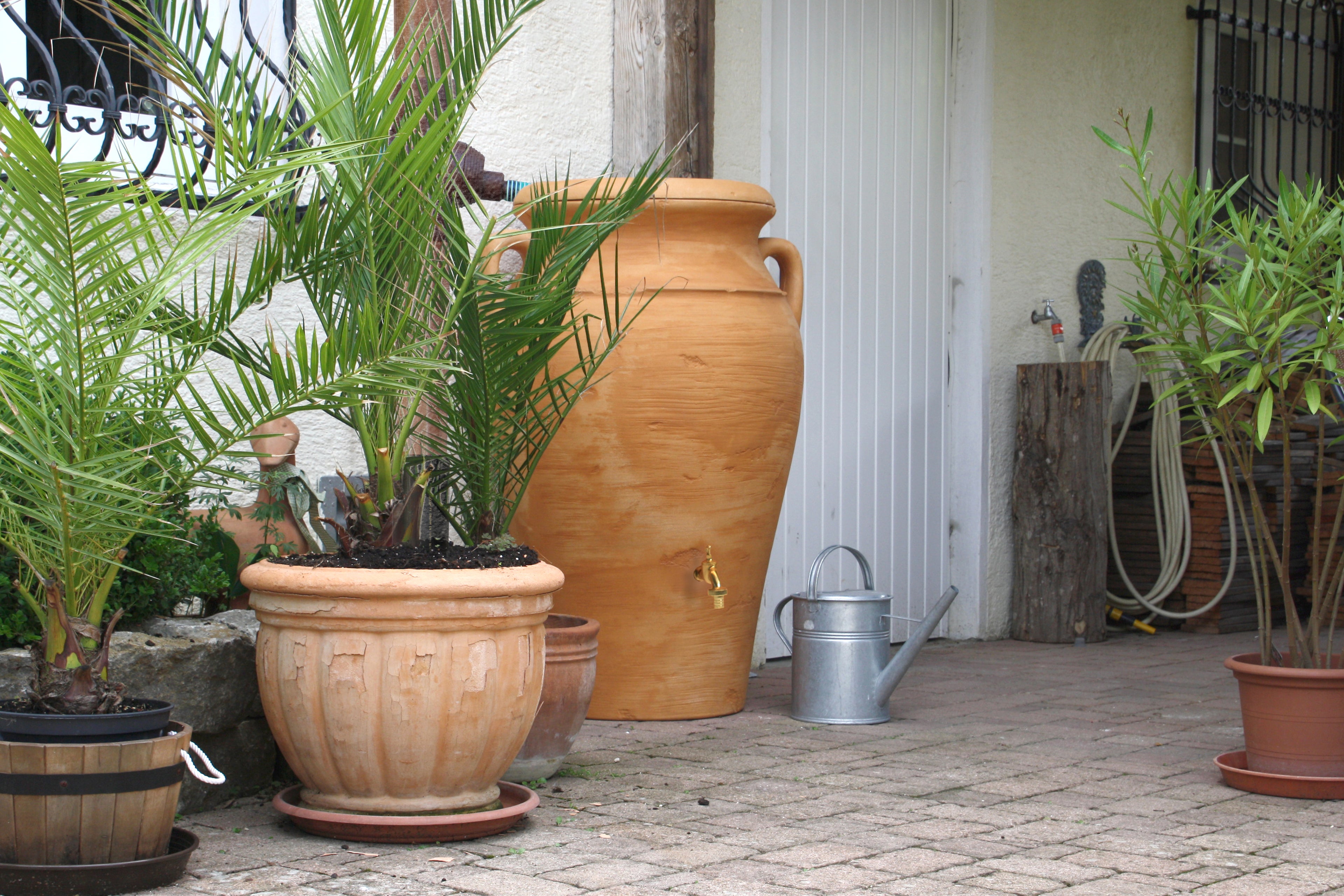 Helena 300 Litre "Amphora" water Butt
