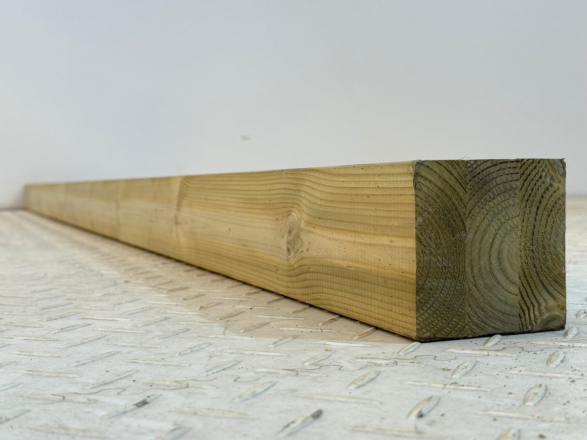 Pergola Post 94x94 Redwood 'A' Quality, Kiln Dried 12/14%, Laminated