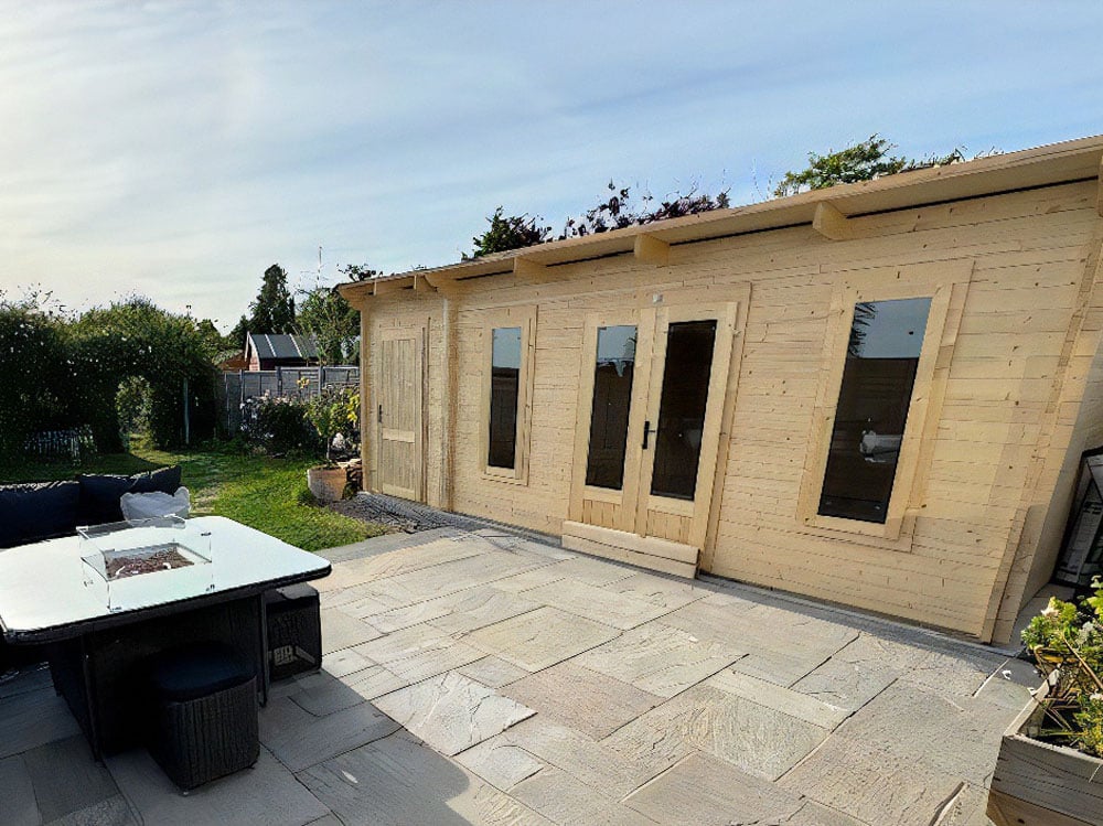 The Monkey Multiroom 19mm Log Cabin