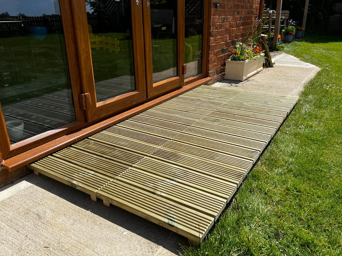 Vertal Decking Tiles