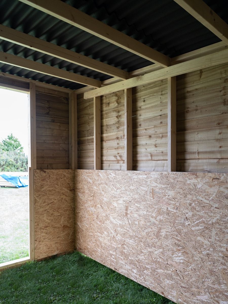 12ft x 12ft Mobile Animal Field Shelter V.1