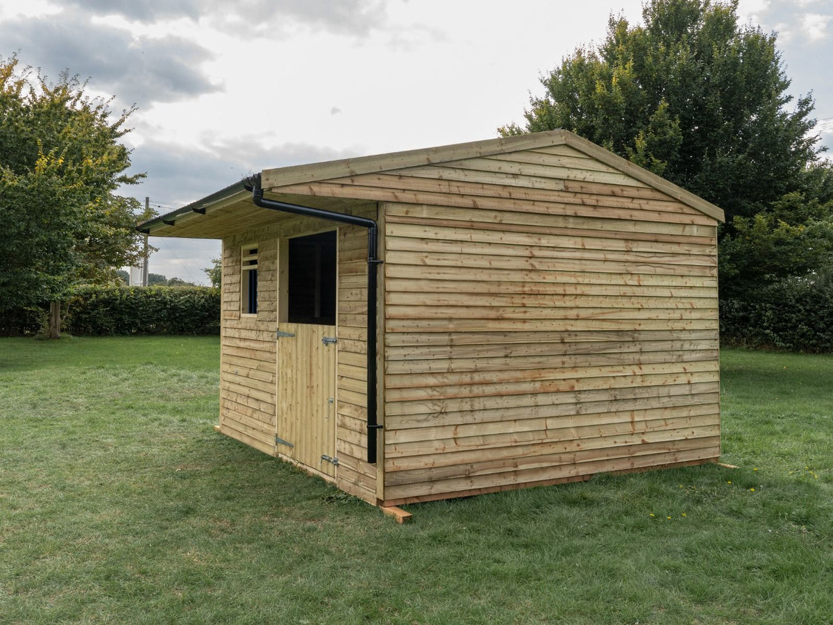 12ft x 12ft Mobile Animal Field Shelter With Overhang and Guttering V.3