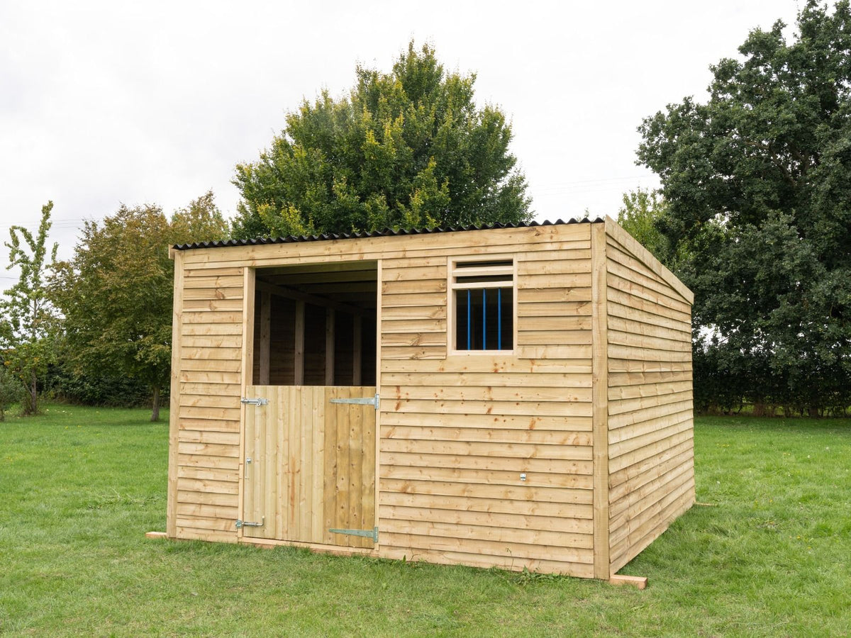 12ft x 12ft Mobile Animal Field Shelter V.1